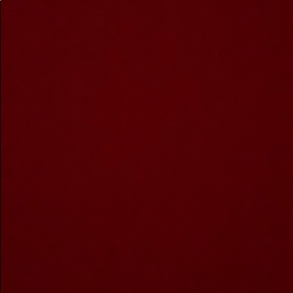 Meet your Posher, Hannah - Picture 1 of 1